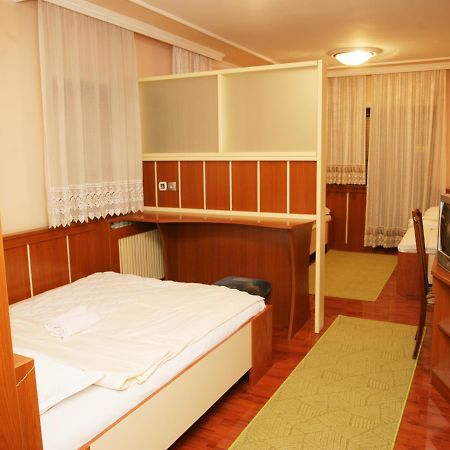 Motel Nana Banja Luka Exterior foto