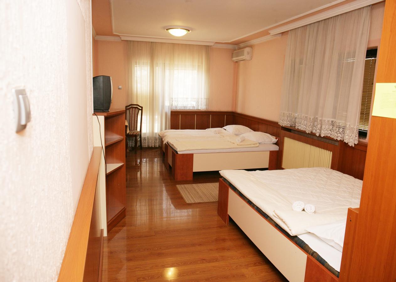 Motel Nana Banja Luka Exterior foto